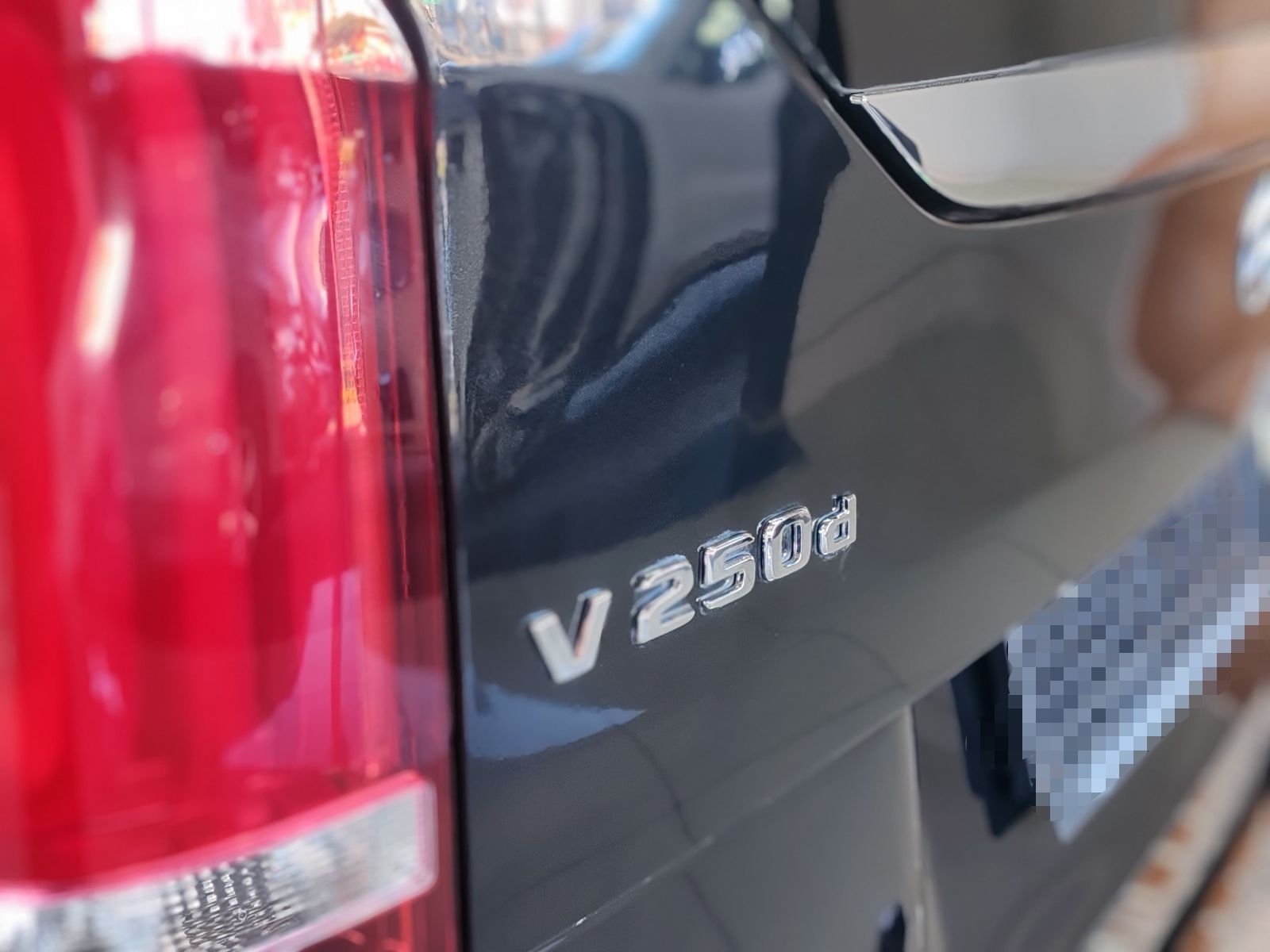 Mercedes-Benz V-Class V250